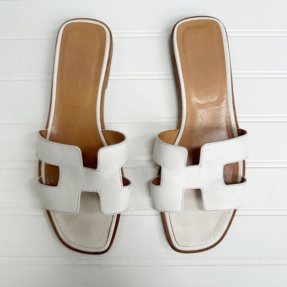 Hermès Oran Sandals White Leather H Cut Slides Flats 39 Designer Summer Shoes - Picture 1 of 8